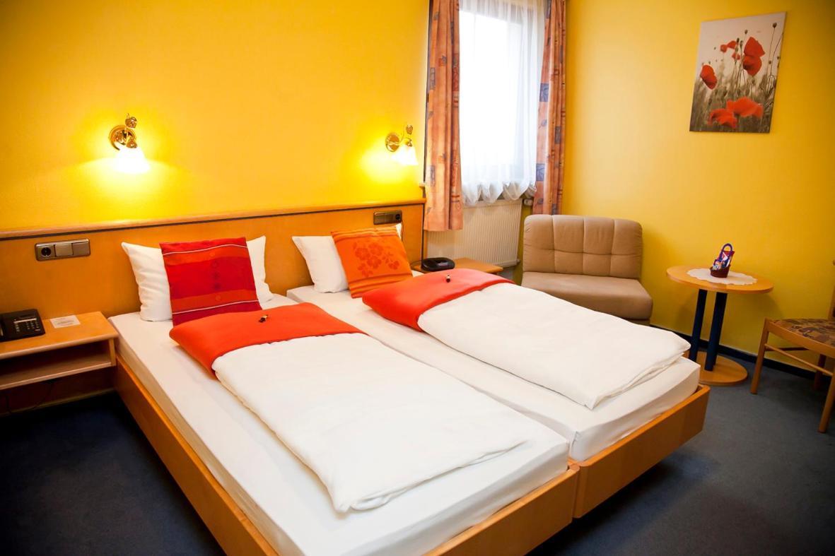 Hotel Bei Liebe'S Erlenbach am Main Exteriör bild